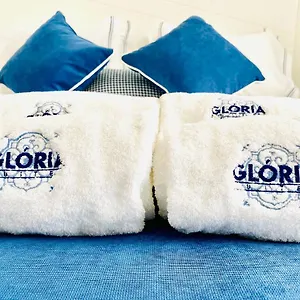 Gloria 10 Deluxe Bed & Breakfast