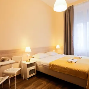 East Station Deluxe Guest house